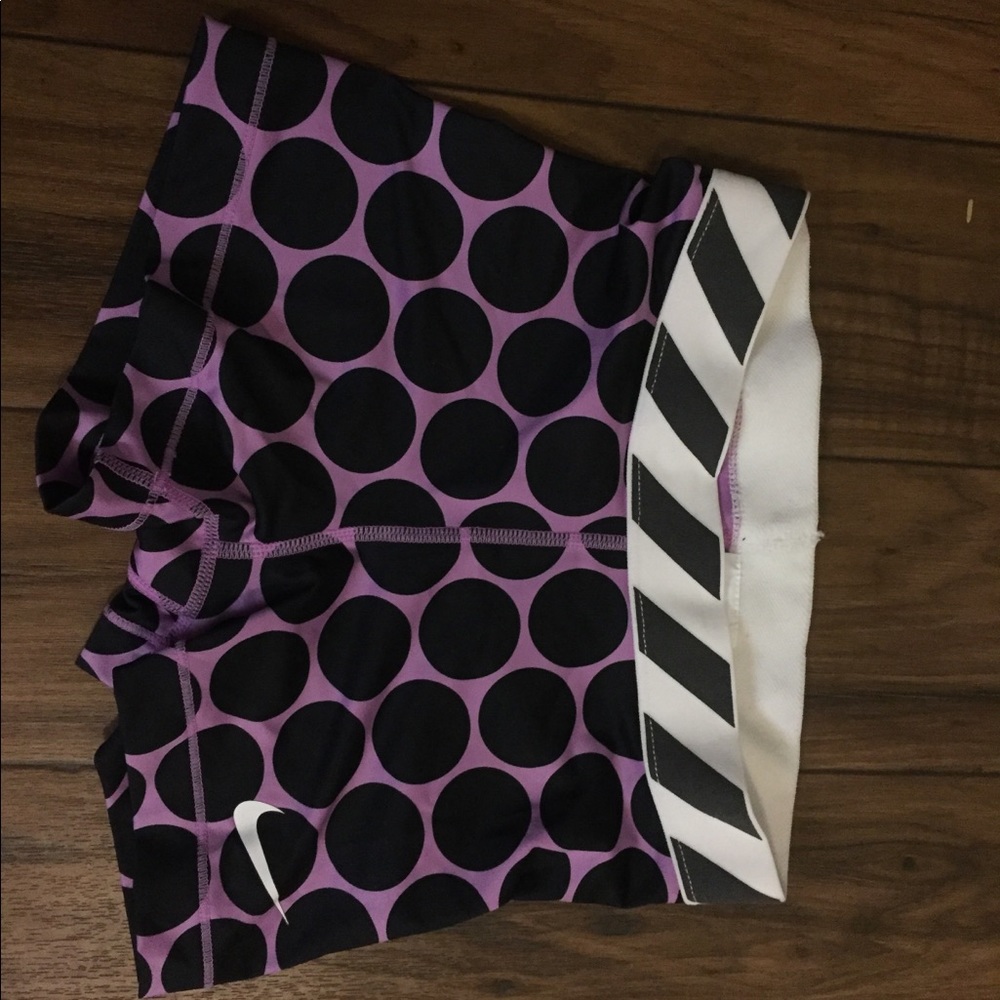 Nike shorts x2